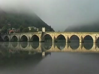 صور Mehmed Pasa Sokolovic Bridge المكان الرائع