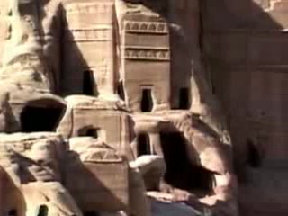 صور Street with the tombs of the Assyrian type متحف