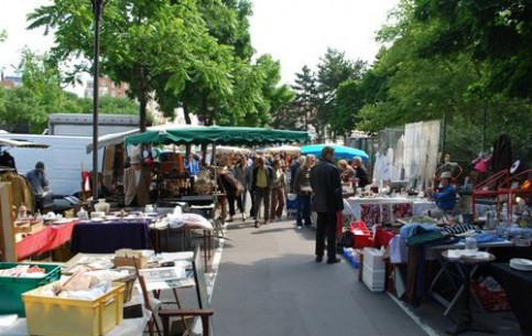 The most famous flea market in Paris is the one at Porte de Clignancourt, common known as Les Puces (The Fleas). One can buy practically everything here