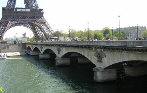 The waters of the River Seine have always been the heart and soul of Paris. One of the most relaxing and expedient ways to view the main sights is from the glass-covered decks of sight-seeing vessels